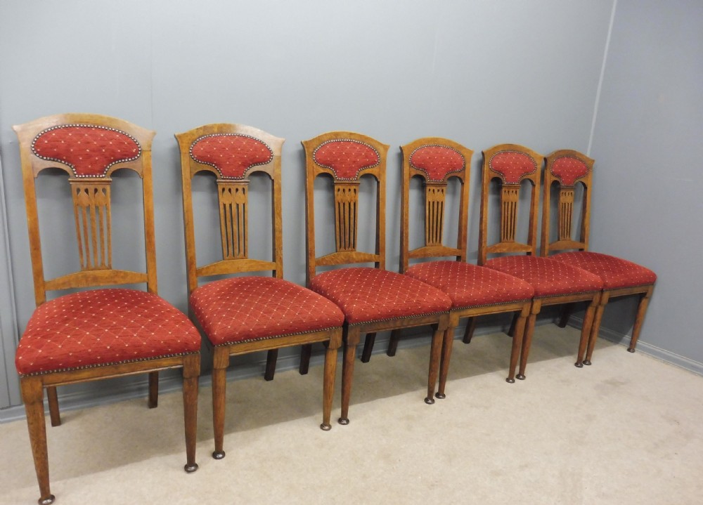 SET OF 8 OAK ARTS AND CRAFTS DINING CHAIRS View III