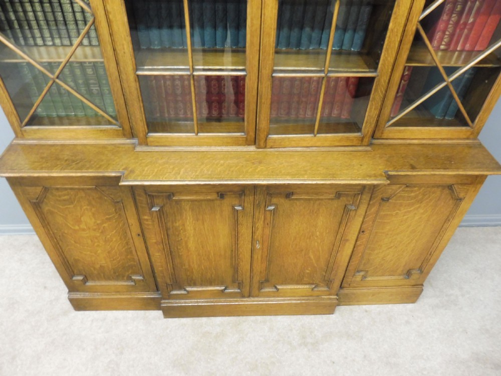 OAK BREAKFRONT LIBRARY BOOKCASE View IX