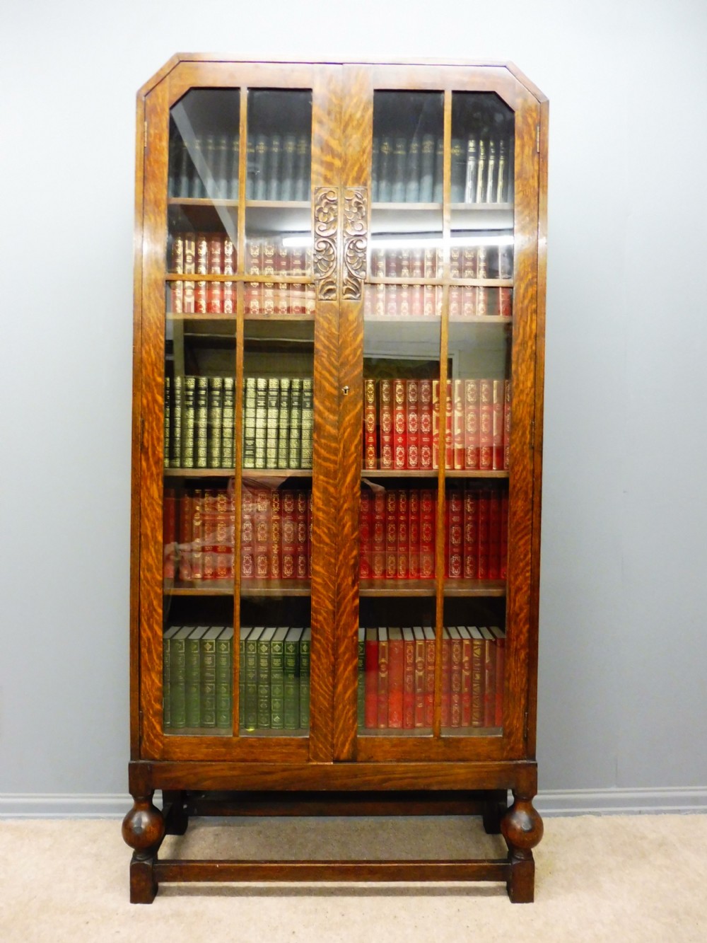 OAK ART DECO BOOKCASE View II
