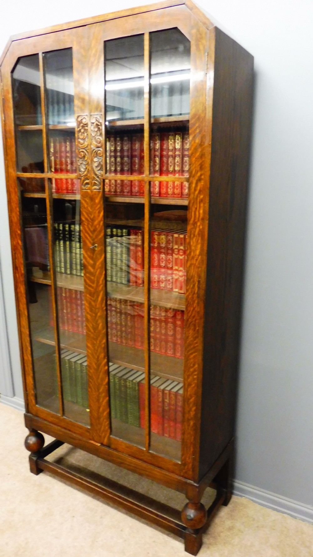 OAK ART DECO BOOKCASE View IV