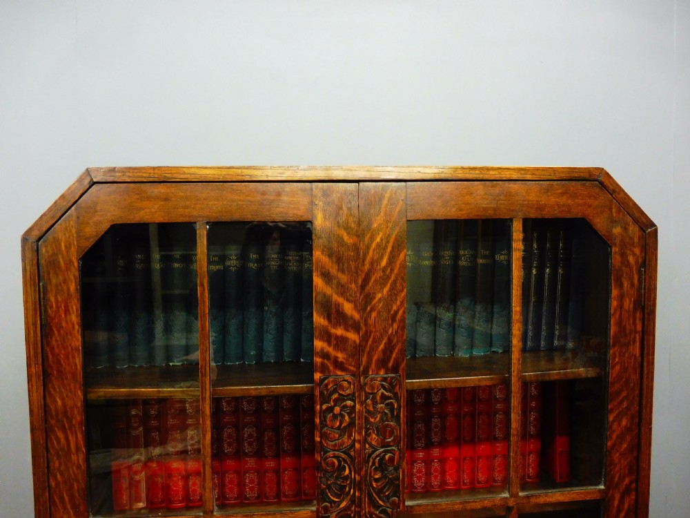 OAK ART DECO BOOKCASE View VI