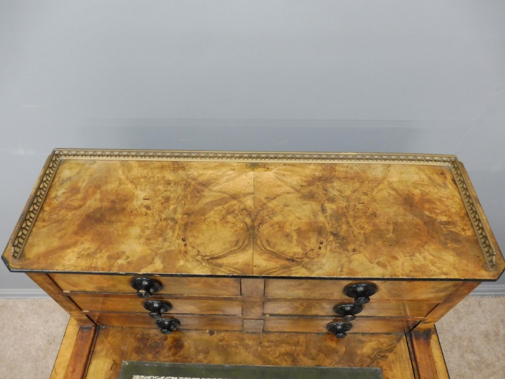 19TH CENTURY FIGURED WALNUT WRITING DESK View VII