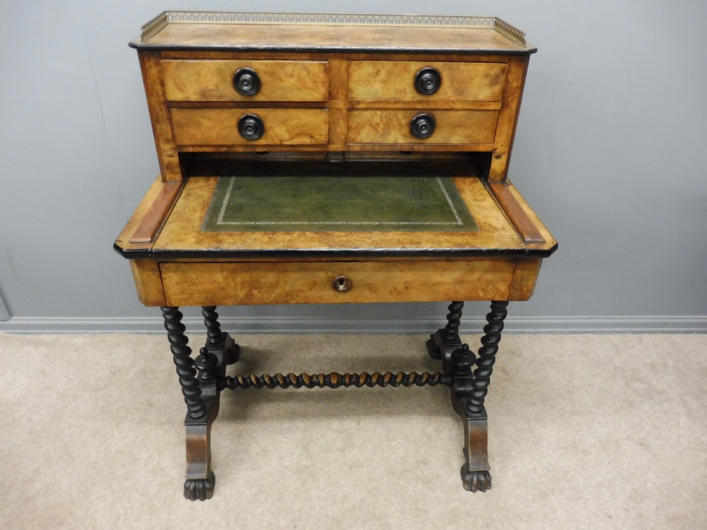 19TH CENTURY FIGURED WALNUT WRITING DESK View XI