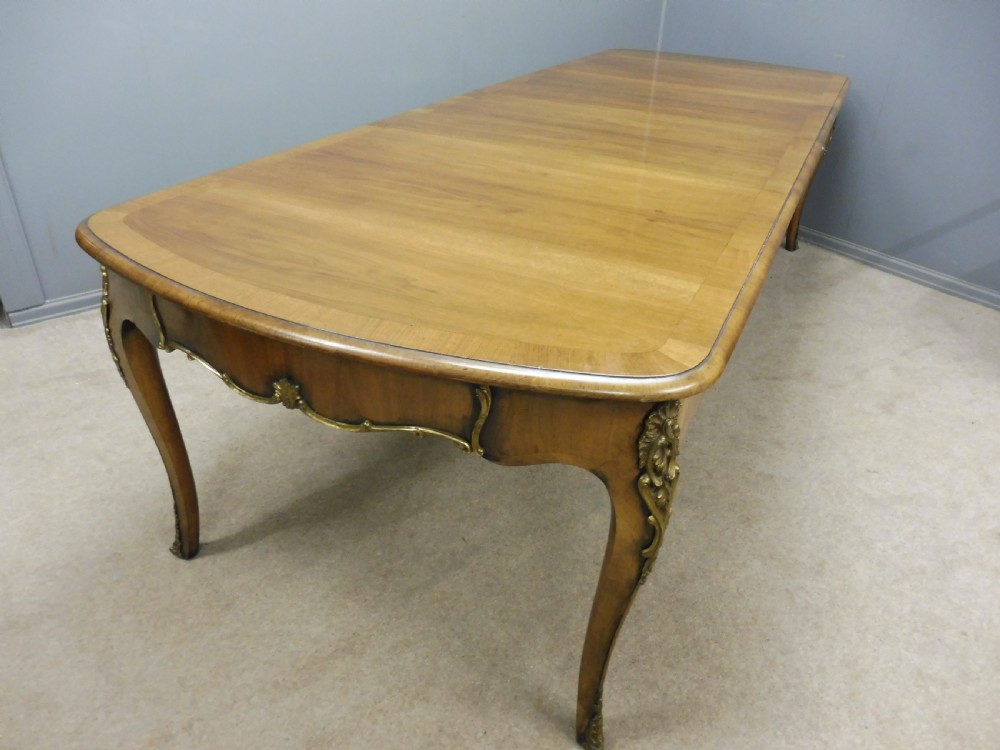 BEAUTIFUL RARE FRENCH INFLUENCE WALNUT EXTENDING DINING TABLE 1890 -1900 View III