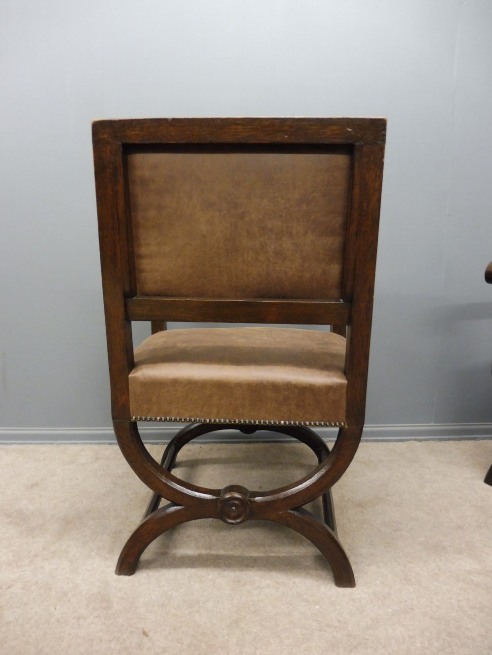 SET OF 10 STYLISH OAK ARTS AND CRAFTS DINING CHAIRS View VIII