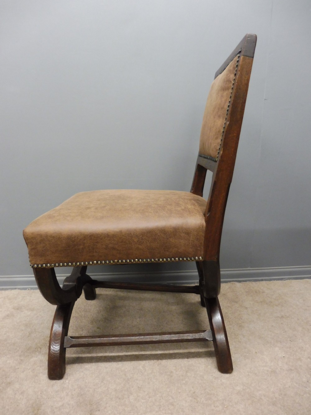SET OF 10 STYLISH OAK ARTS AND CRAFTS DINING CHAIRS View XIX