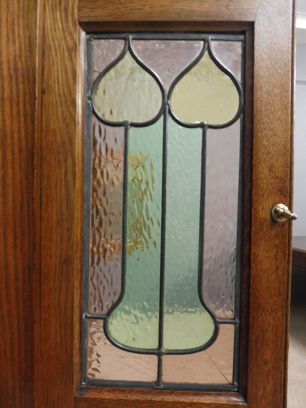 OAK ARTS AND CRAFTS BOOKCASE View VII