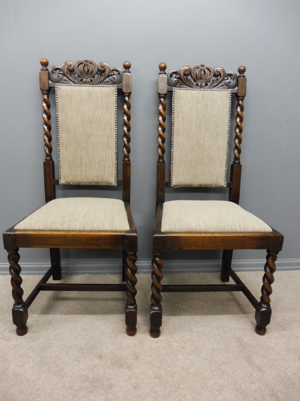 SET OF 8 OAK EDWARDIAN PERIOD CROWN TOP DINING CHAIRS  View VI