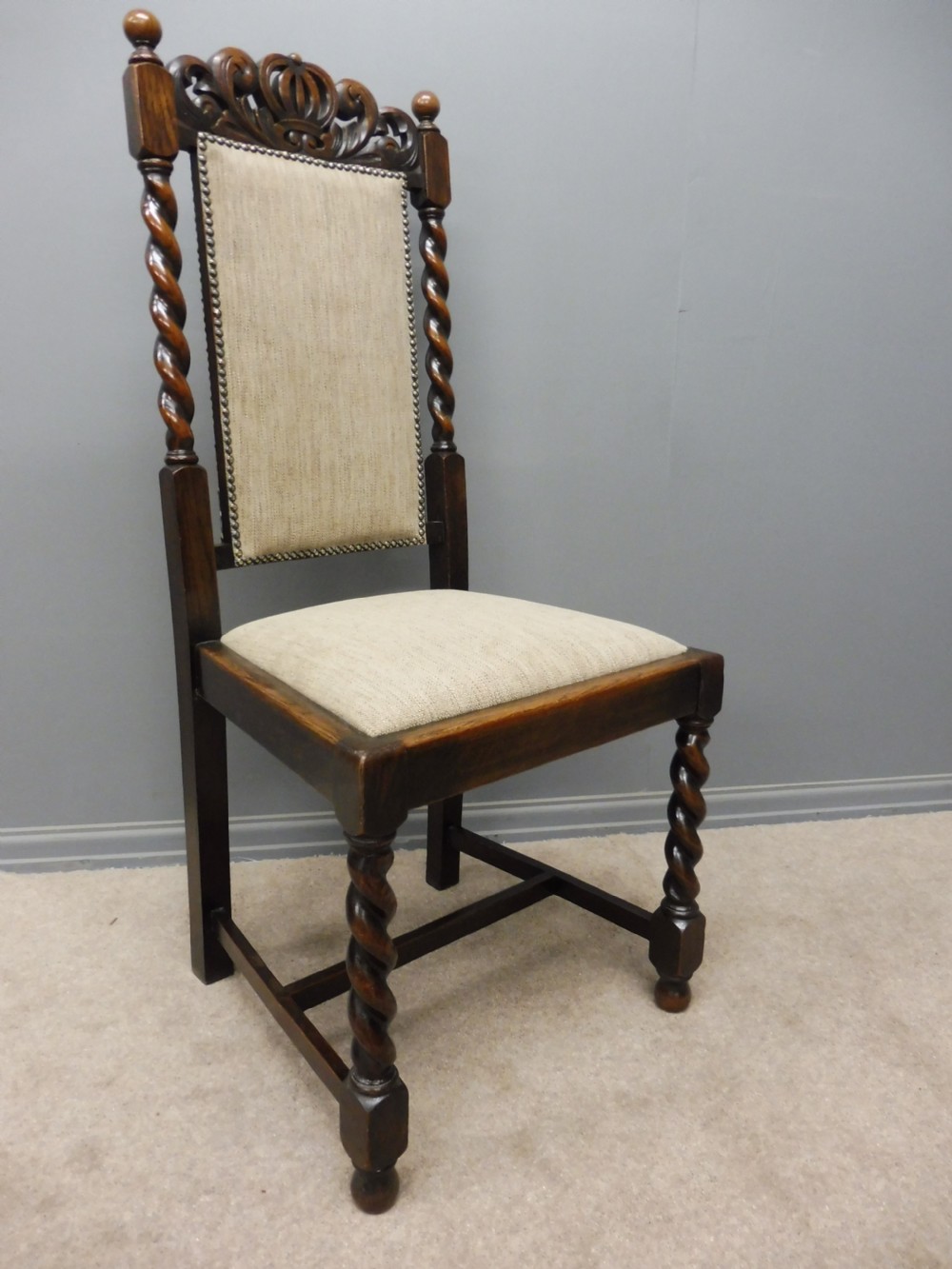 SET OF 8 OAK EDWARDIAN PERIOD CROWN TOP DINING CHAIRS  View X
