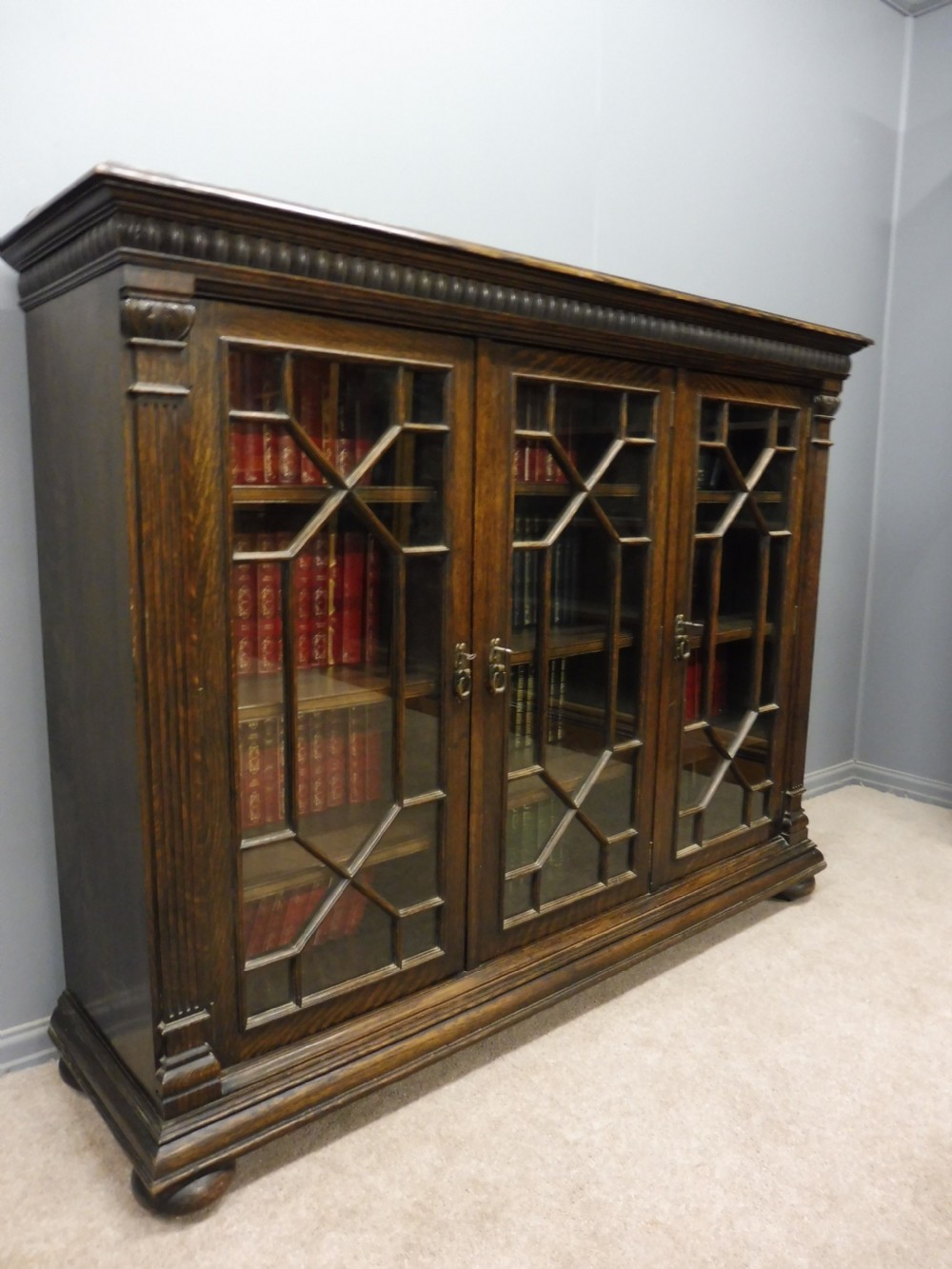 GOOD QUALITY 3 DOOR EDWARDIAN BOOKCASE