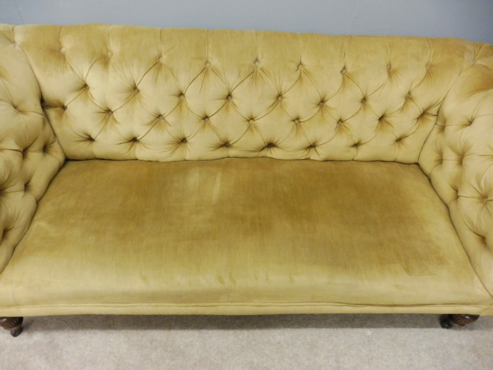 VICTORIAN CHESTERFIELD SOFA CIRCA 1880 View IV
