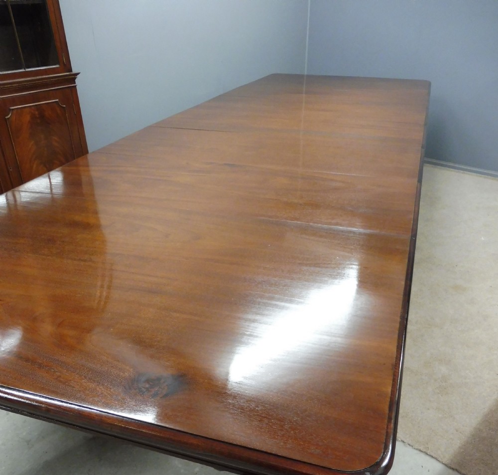 VERY LARGE LATE VICTORIAN COUNTRY HOUSE MAHOGANY EXTENDING DINING TABLE WITH 5 LEAVES  View XIV