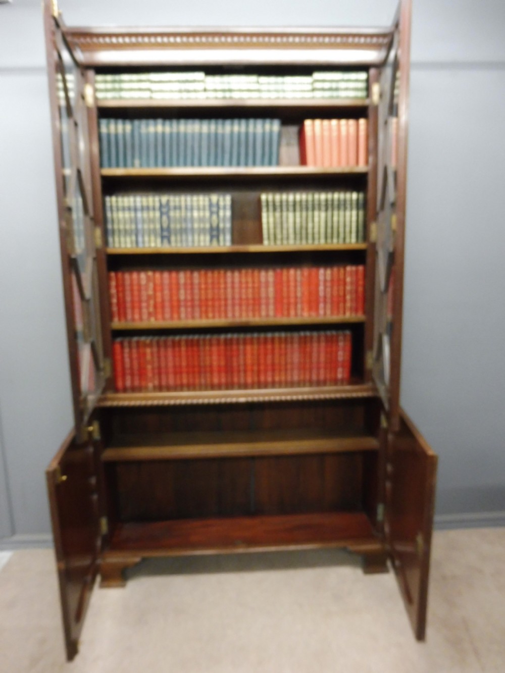 EDWARDIAN MAHOGANY CABINET BOOKCASE CIRCA 1910 View X