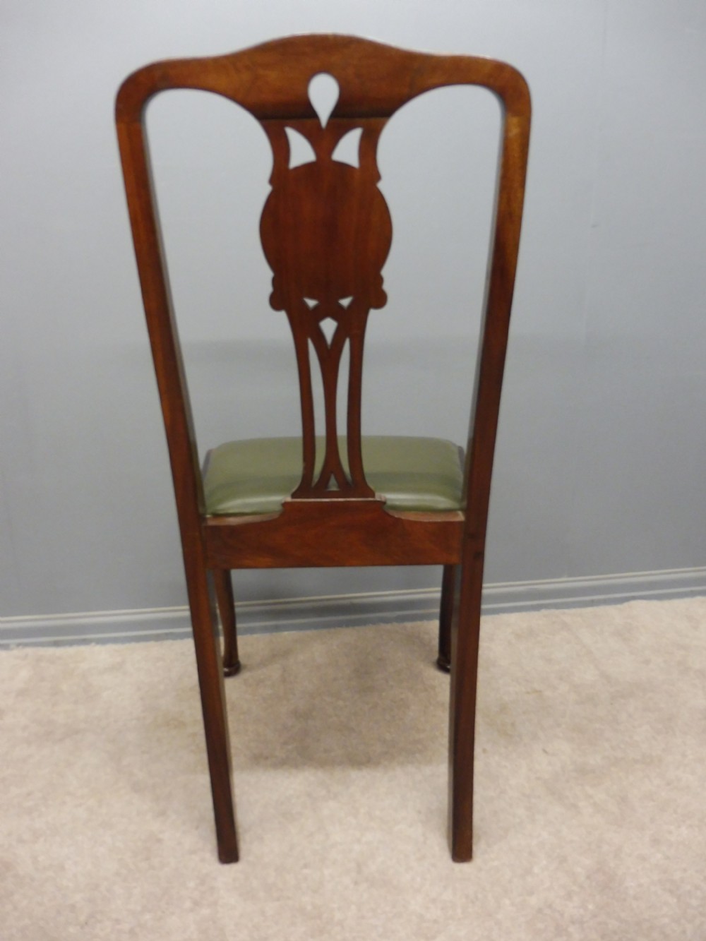SET OF 8 MAHOGANY DINING CHAIRS CIRCA 1920 View XIII