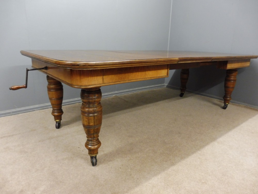 GOLDEN OAK VICTORIAN EXTENDING DINING TABLE SEATS UP TO 10 View IV
