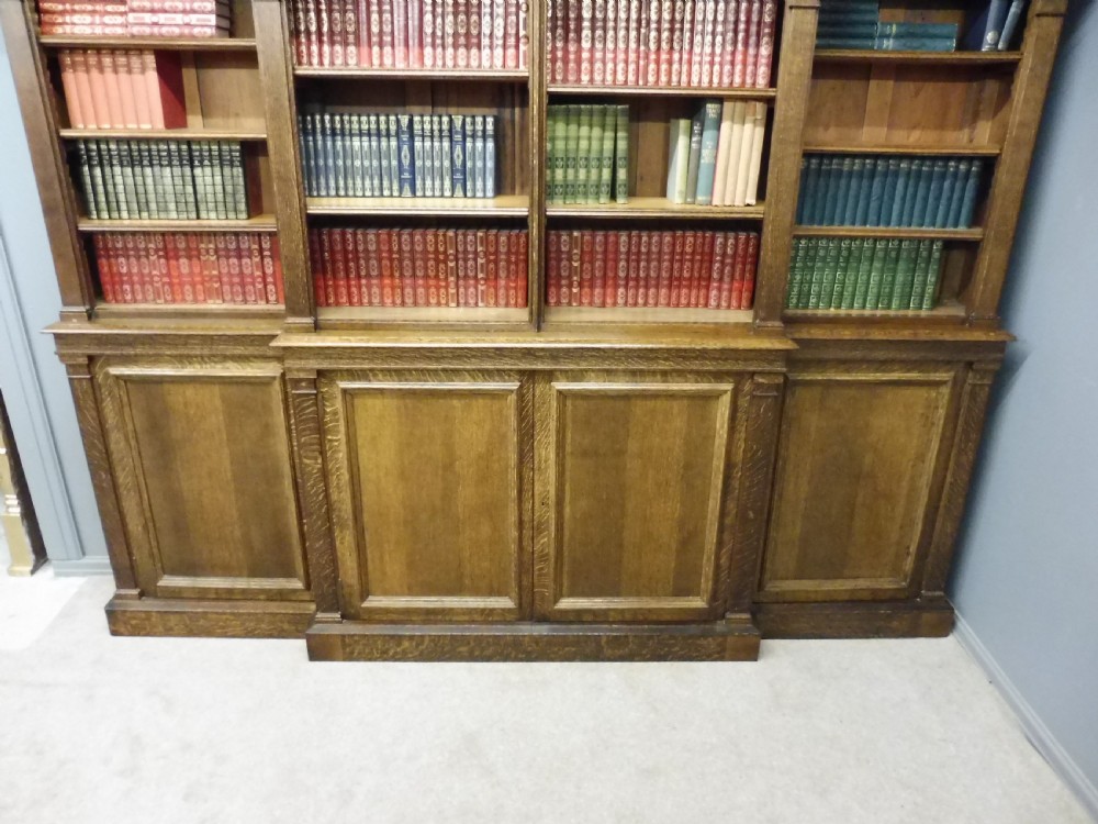 LARGE 19TH CENTURY OAK COUNTRY HOUSE BOOKCASE View IX