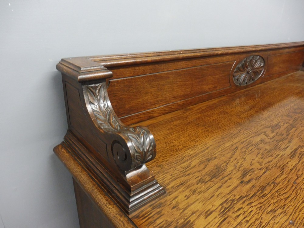 3 DOOR QUALITY OAK BOOKCASE View VI
