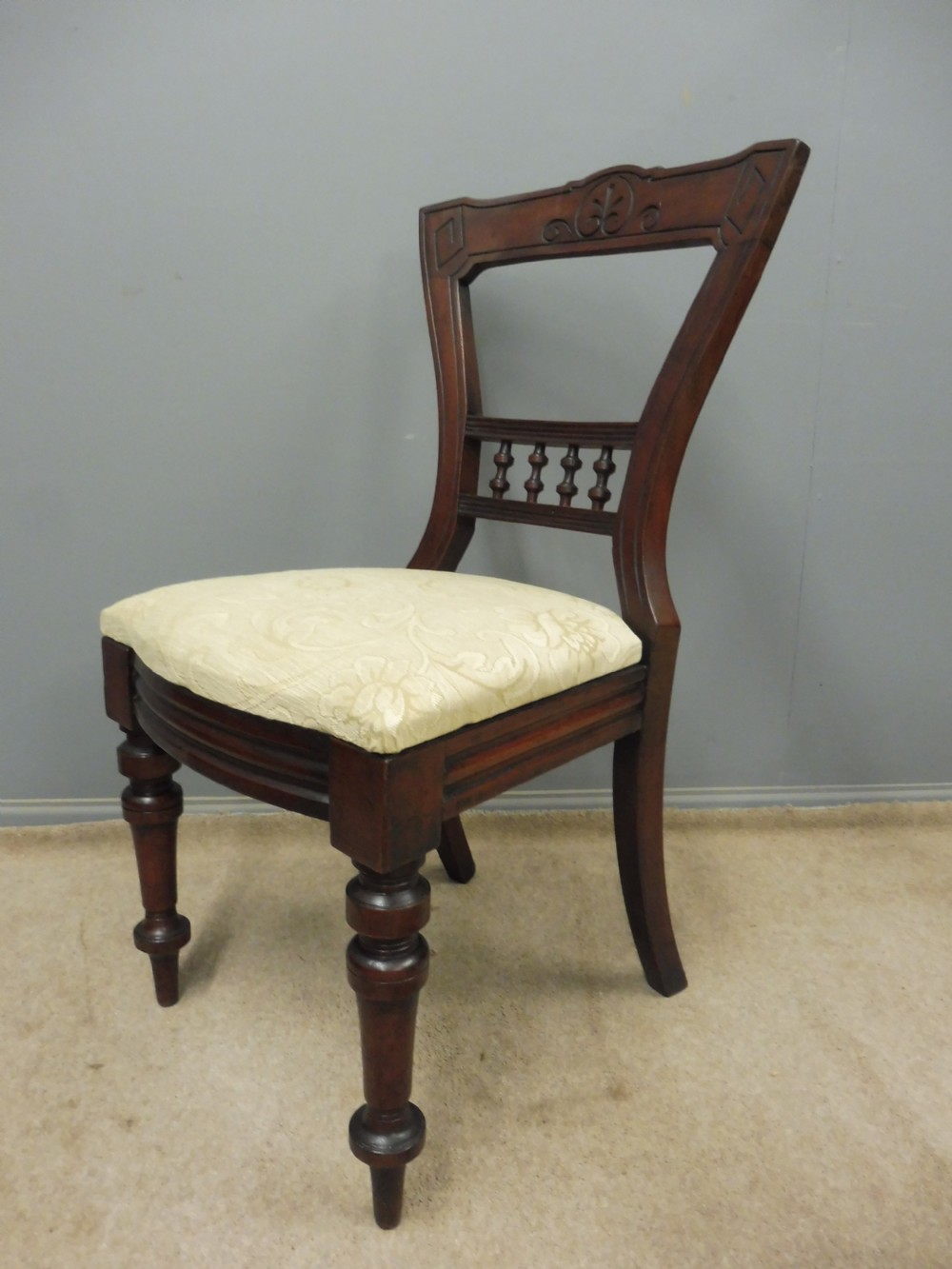 SET OF 12 VICTORIAN WALNUT DINING CHAIRS View VIII