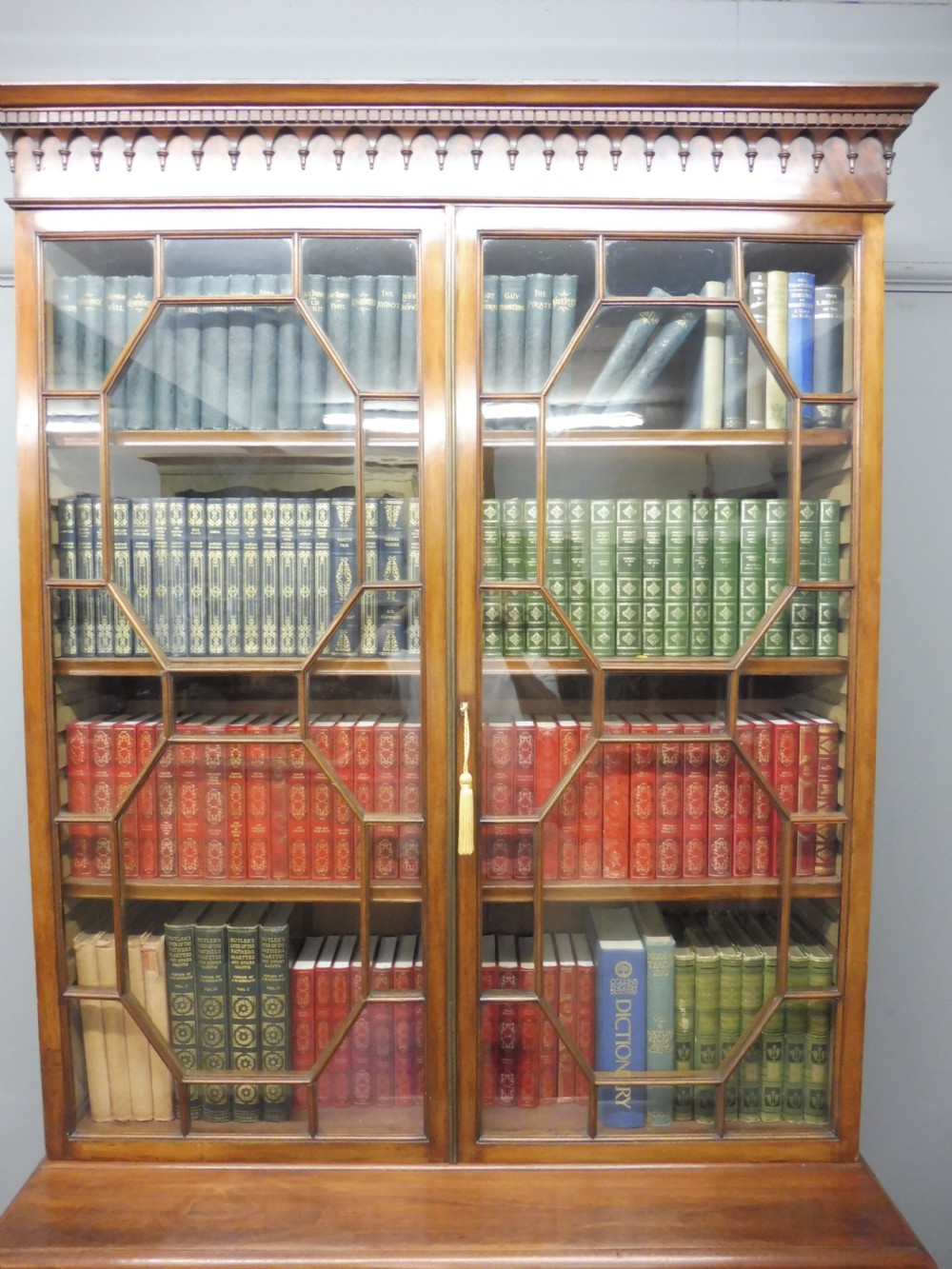 EDWARDIAN MAHOGANY BOOKCASE View V