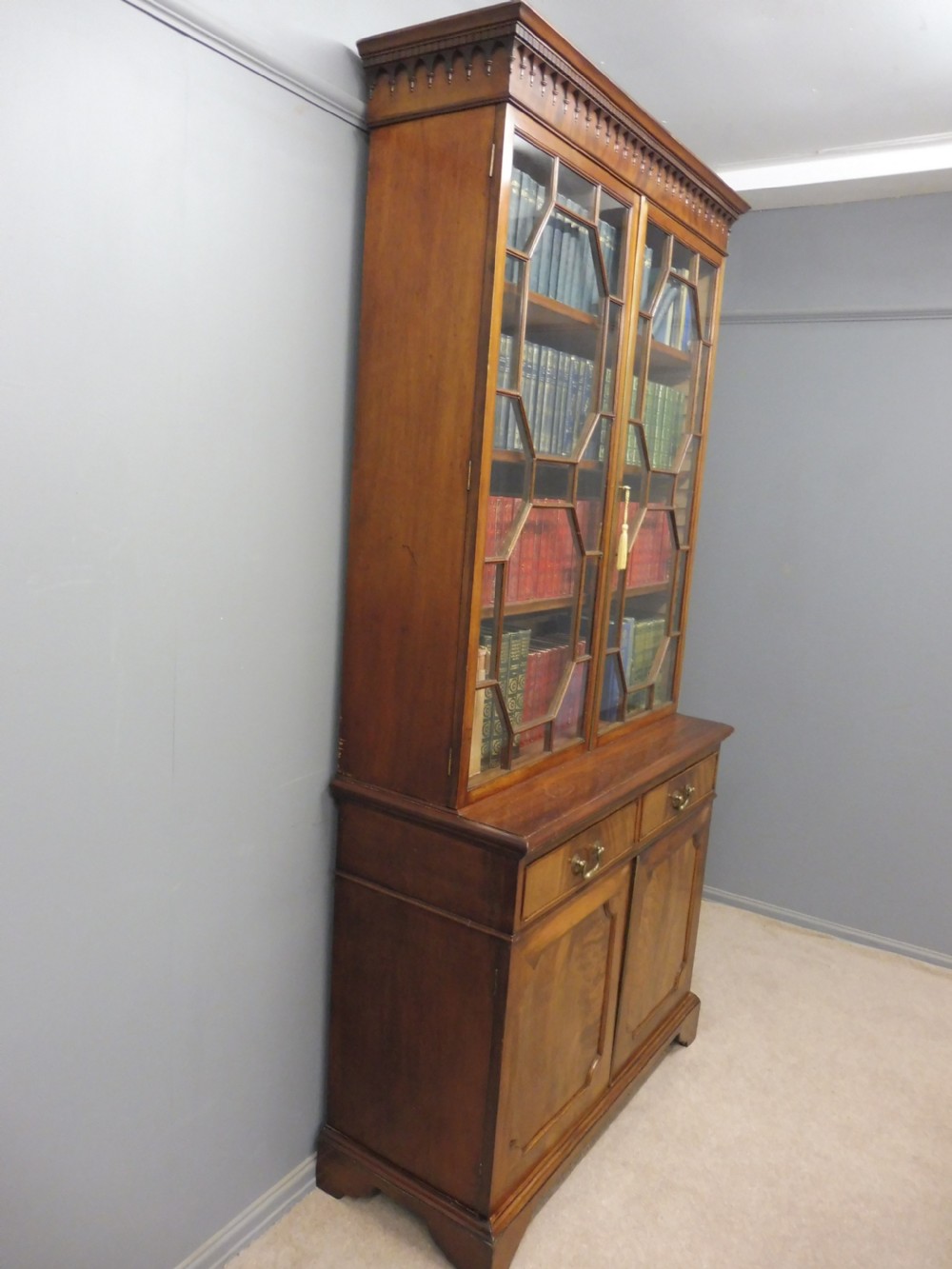 EDWARDIAN MAHOGANY BOOKCASE View XII