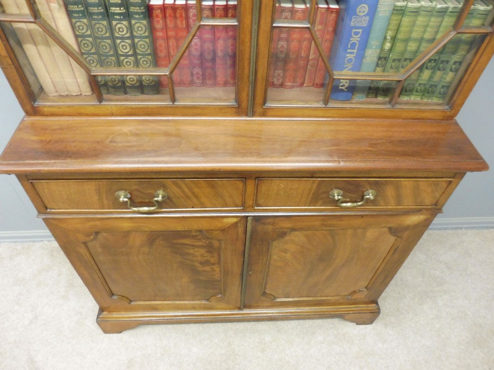 EDWARDIAN MAHOGANY BOOKCASE View XIII