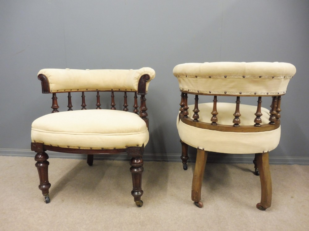 PAIR OF WALNUT 19TH CENTURY HORSESHOE SHAPED  LIBRARY CHAIRS View VII