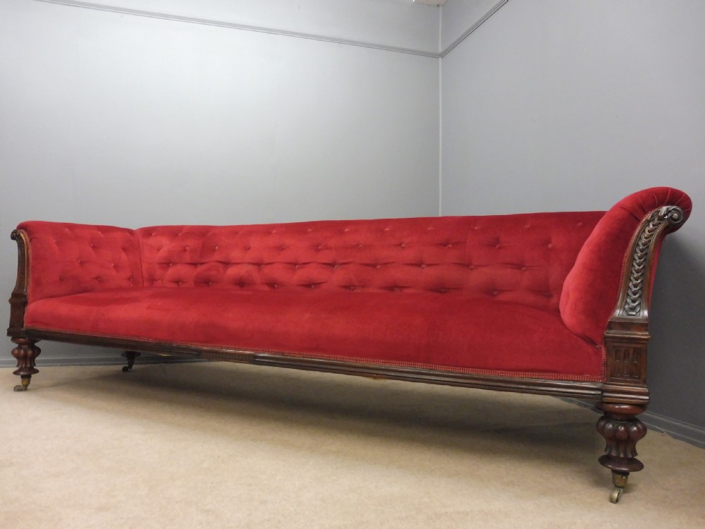 HUGE MID 19TH CENTURY CHESTERFIELD SOFA View III