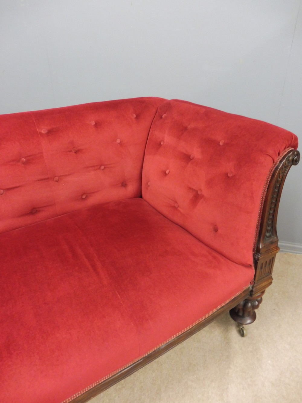 HUGE MID 19TH CENTURY CHESTERFIELD SOFA View VI