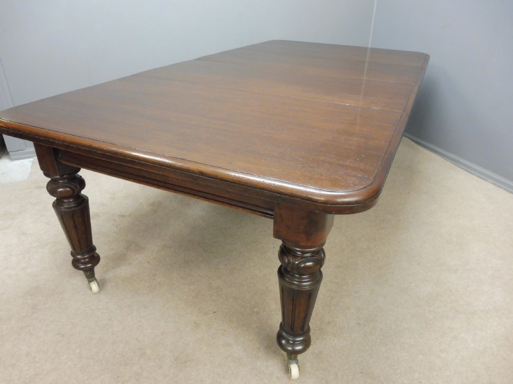 VICTORIAN OAK WIND OUT TABLE SEATS 8-10 View IV