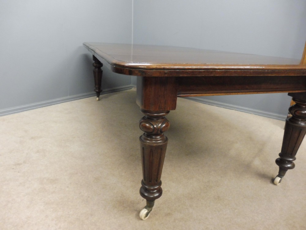VICTORIAN OAK WIND OUT TABLE SEATS 8-10 View VI