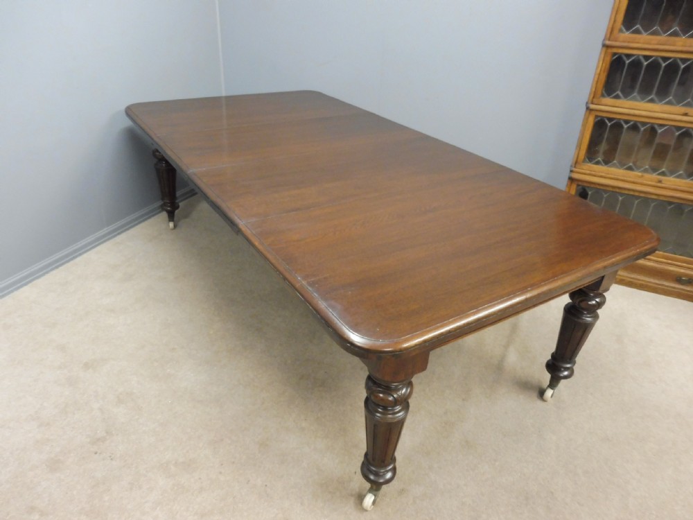 VICTORIAN OAK WIND OUT TABLE SEATS 8-10 View VIII
