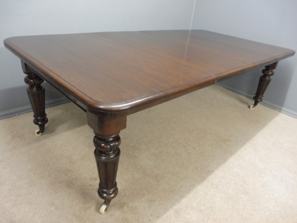 VICTORIAN OAK WIND OUT TABLE SEATS 8-10 View IX
