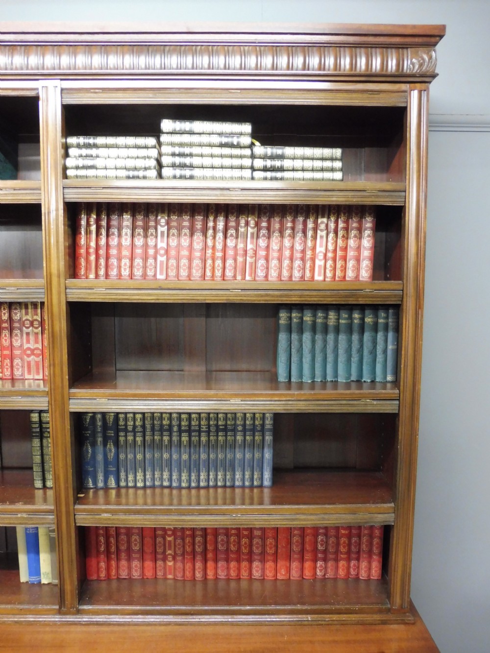 LARGE EDWARDIAN MAHOGANY LIBRARY BOOKCASE View VII