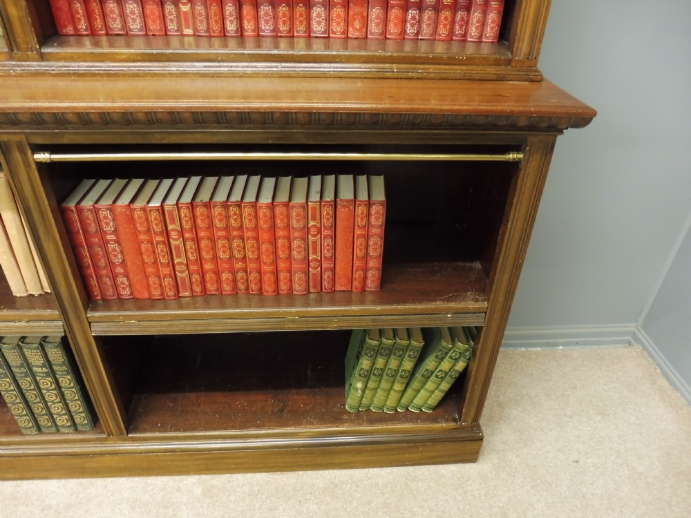 LARGE EDWARDIAN MAHOGANY LIBRARY BOOKCASE View XIII