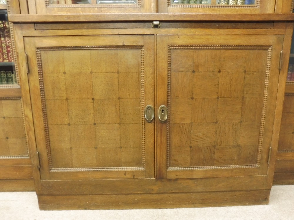 3 SECTION FRENCH OAK ART DECO BOOKCASE CIRCA 1920 View IV