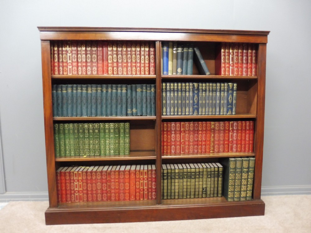 ANTIQUE MAHOGANY BOOKCASE CIRCA 1900