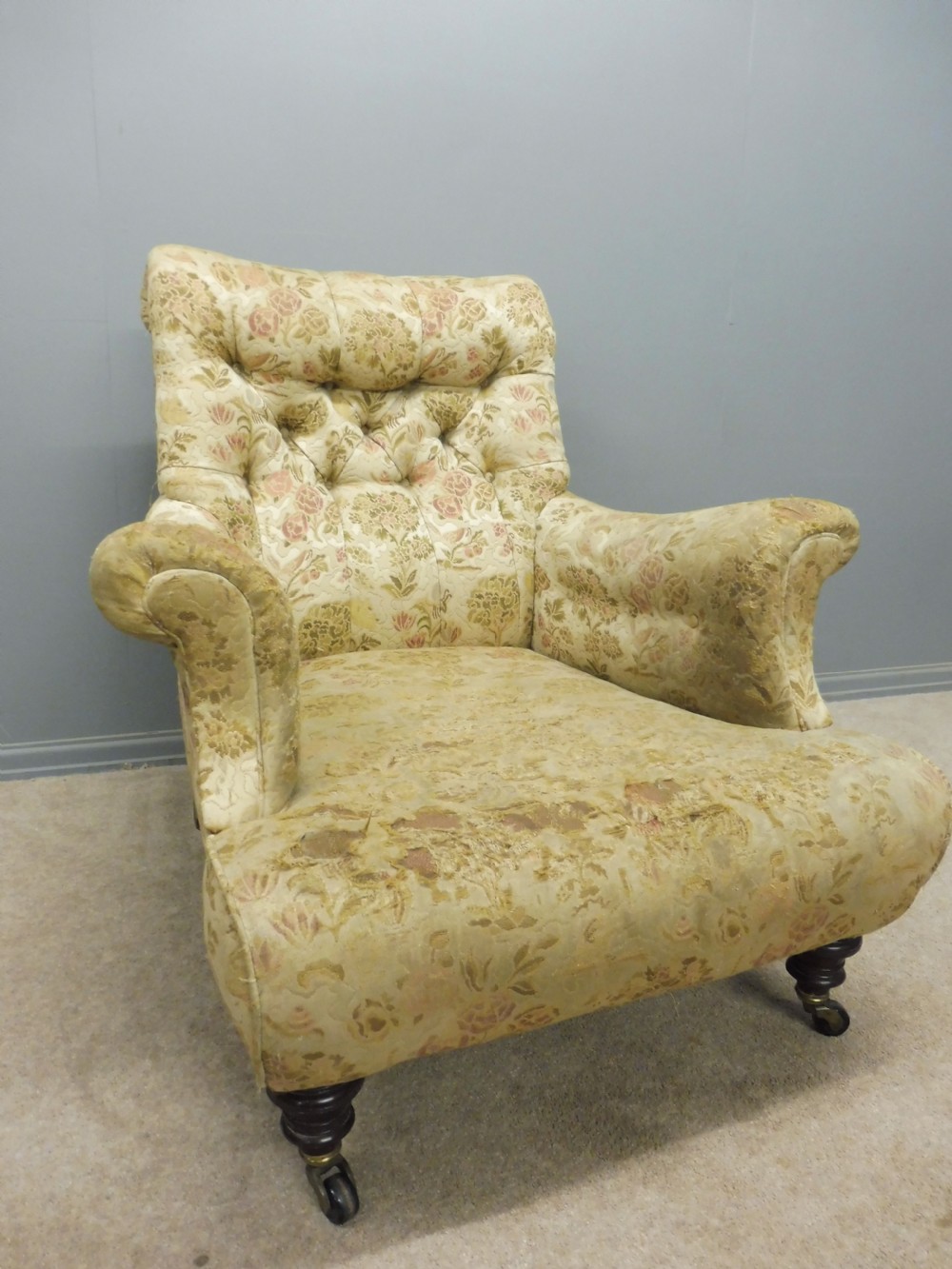VICTORIAN HOWARD STYLE LONG SEATED ARMCHAIR View IV