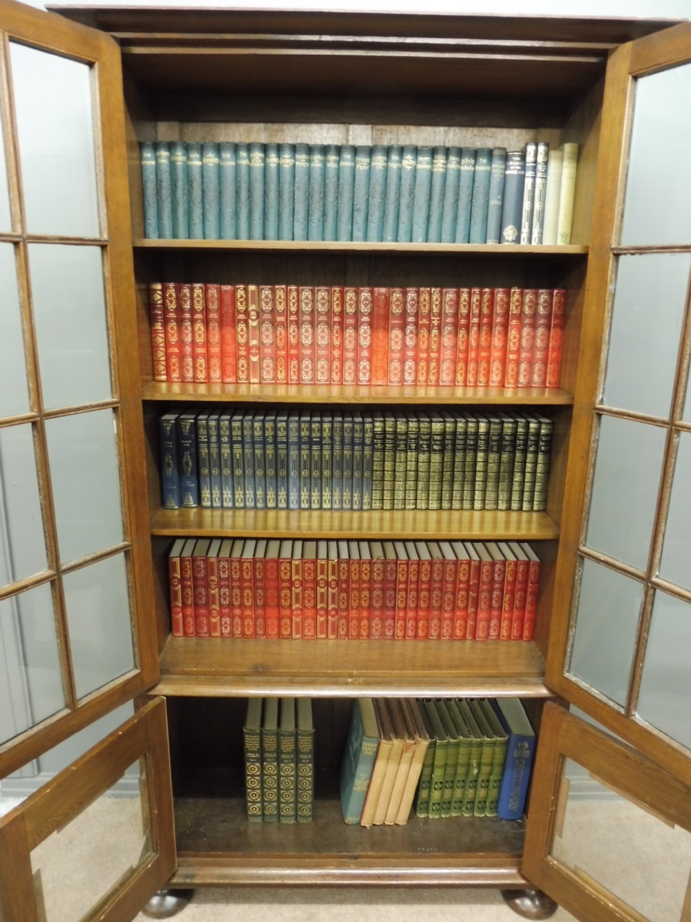 OAK ARTS AND CRAFTS BOOKCASE CIRCA 1900 View VII