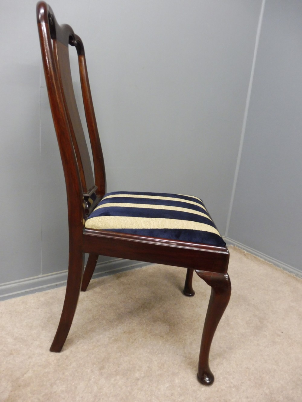 SET OF 8 EDWARDIAN MAHOGANY QUEEN ANNE STYLE DINING CHAIRS CIRCA 1910  View XVI