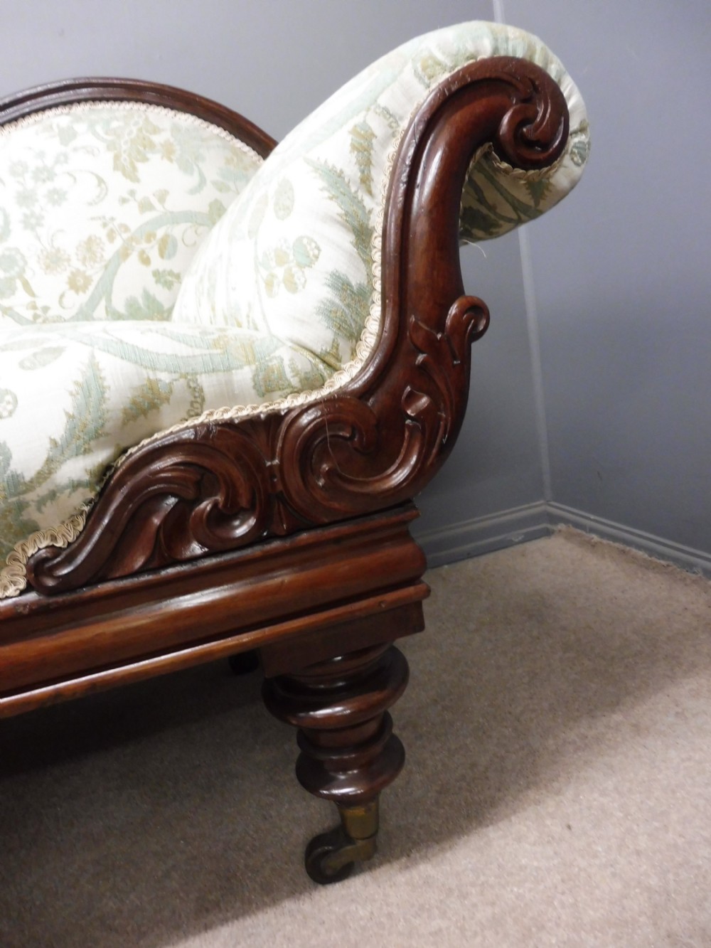 VICTORIAN MAHOGANY SCROLL END SOFA  CIRCA 1870 View XI