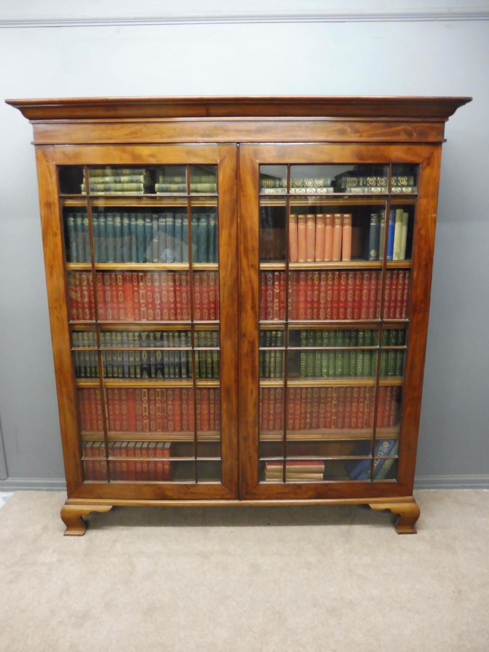 LARGE 19TH CENTURY MAHOGANY BOOKCASE 