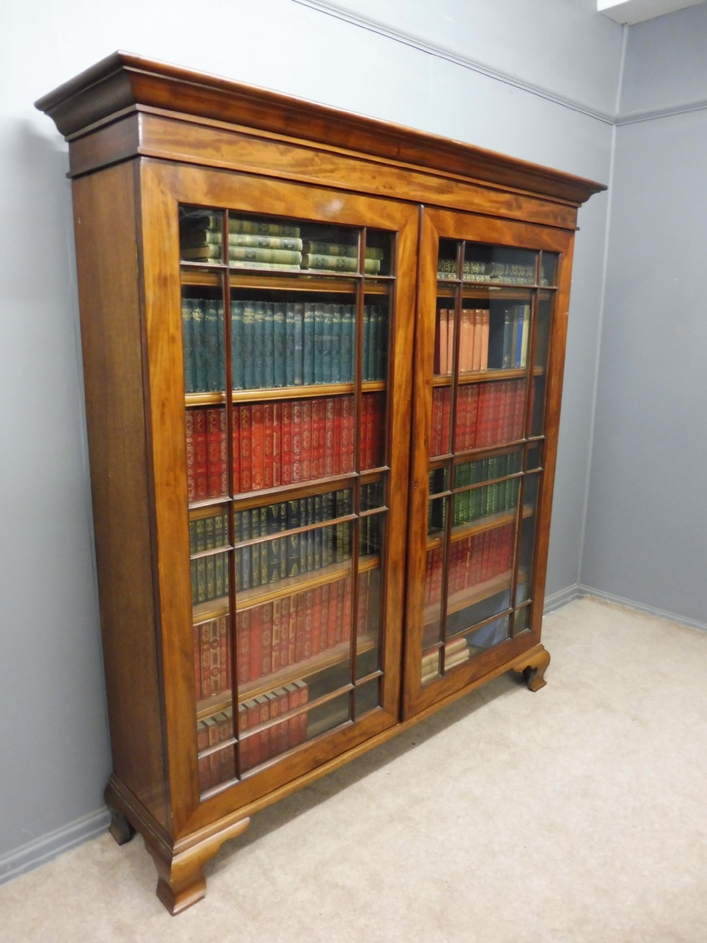 LARGE 19TH CENTURY MAHOGANY BOOKCASE  View II