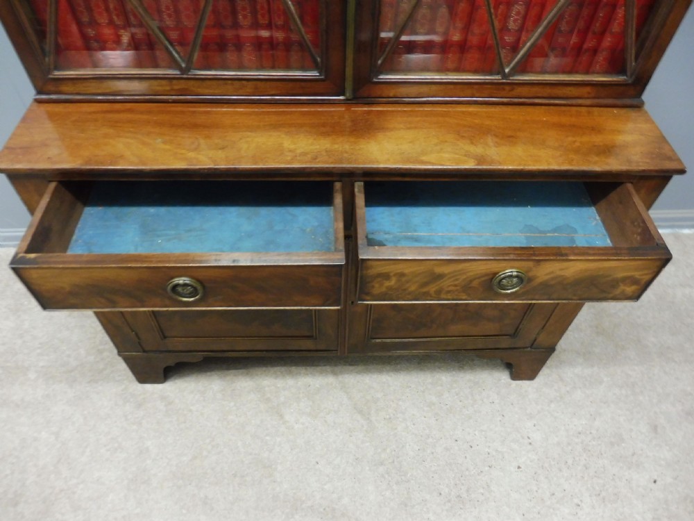 19TH CENTURY MAHOGANY BOOKCASE  View VII
