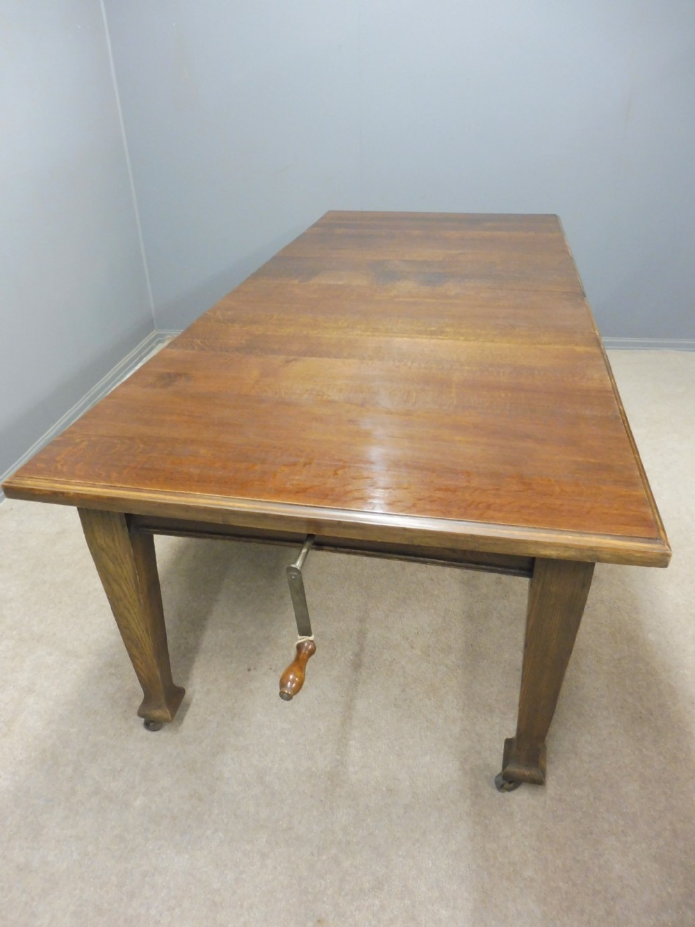 OAK ARTS AND CRAFTS EXTENDING DINING TABLE SEATS 10 View IV