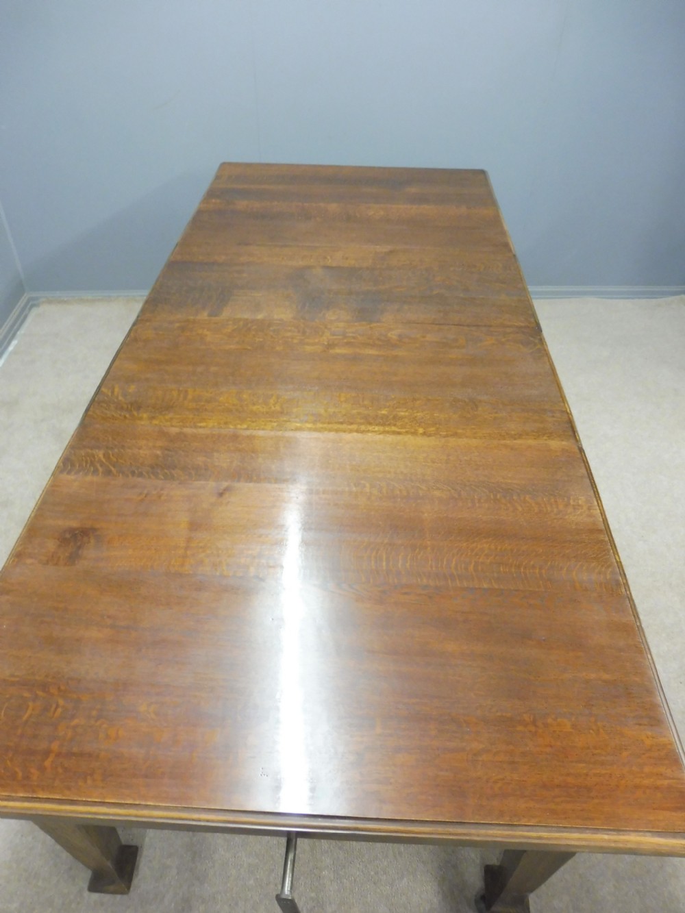 OAK ARTS AND CRAFTS EXTENDING DINING TABLE SEATS 10 View VI