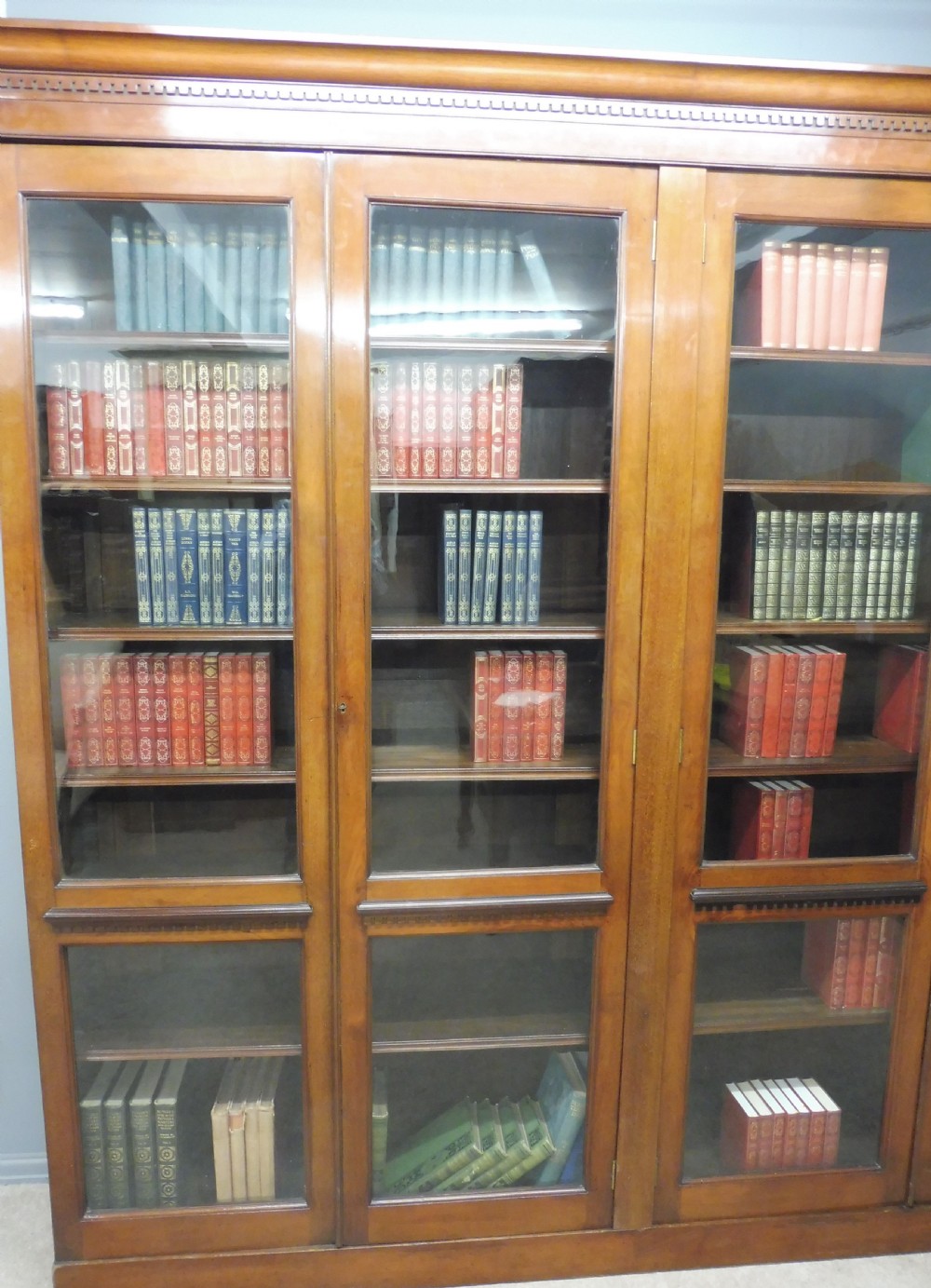VERY LARGE VICTORIAN MAHOGANY GLAZED BOOKCASE View IV