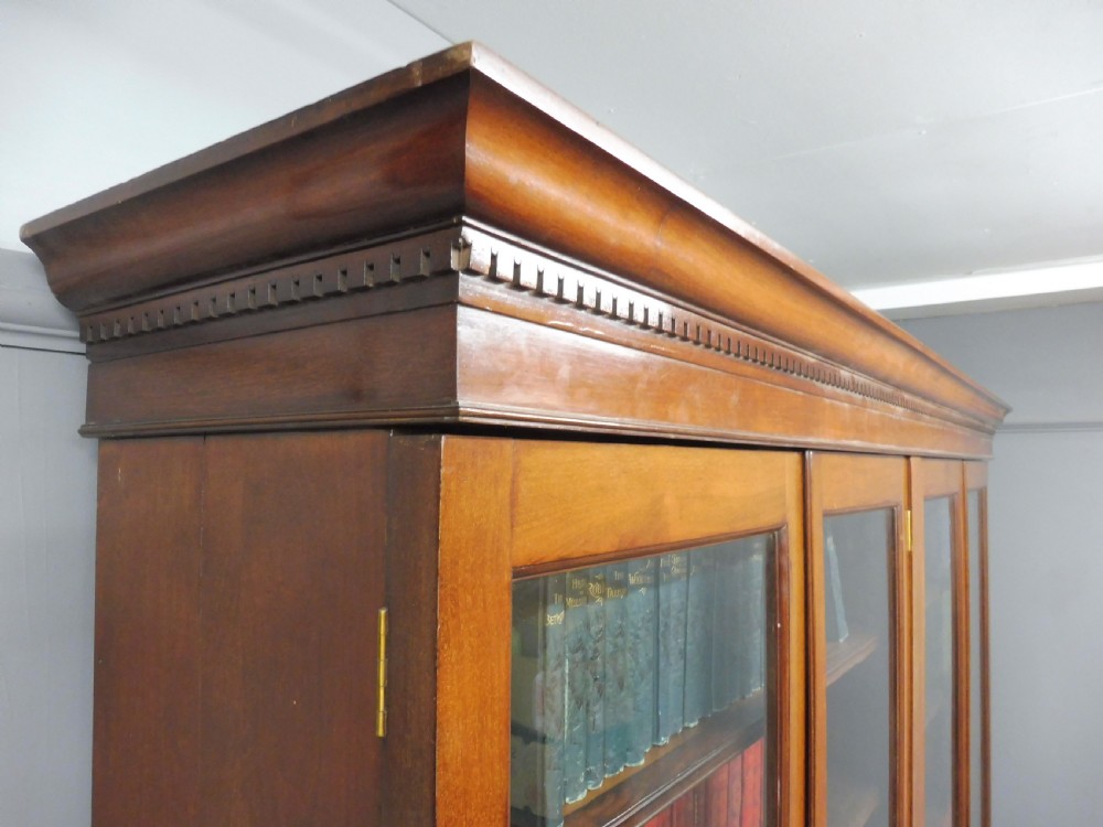 VERY LARGE VICTORIAN MAHOGANY GLAZED BOOKCASE View VII