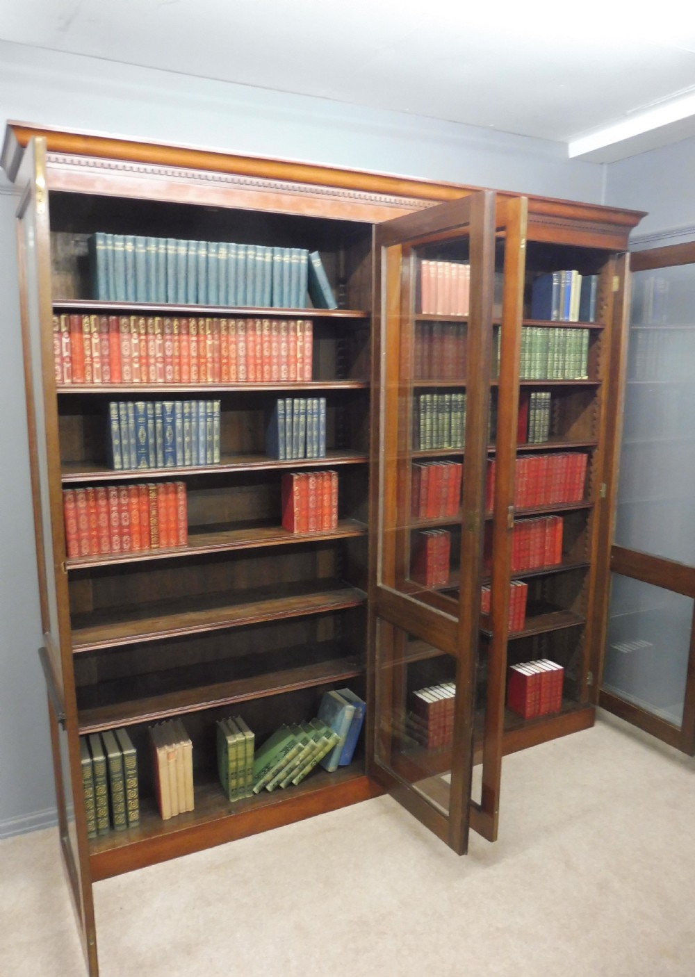 VERY LARGE VICTORIAN MAHOGANY GLAZED BOOKCASE View XIII