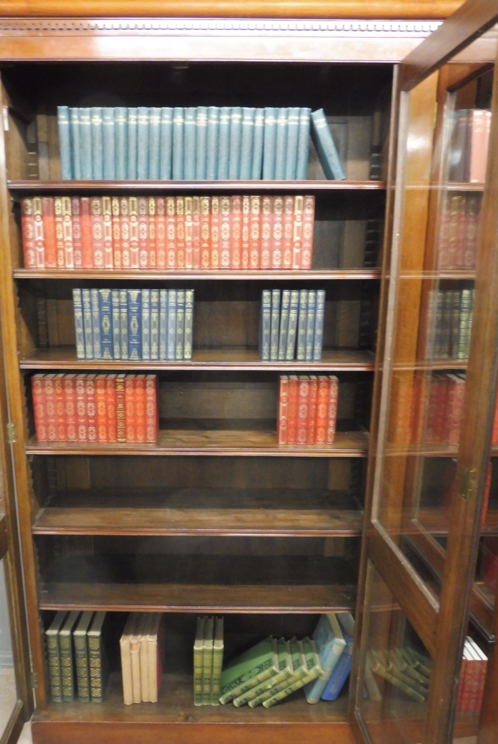 VERY LARGE VICTORIAN MAHOGANY GLAZED BOOKCASE View XV