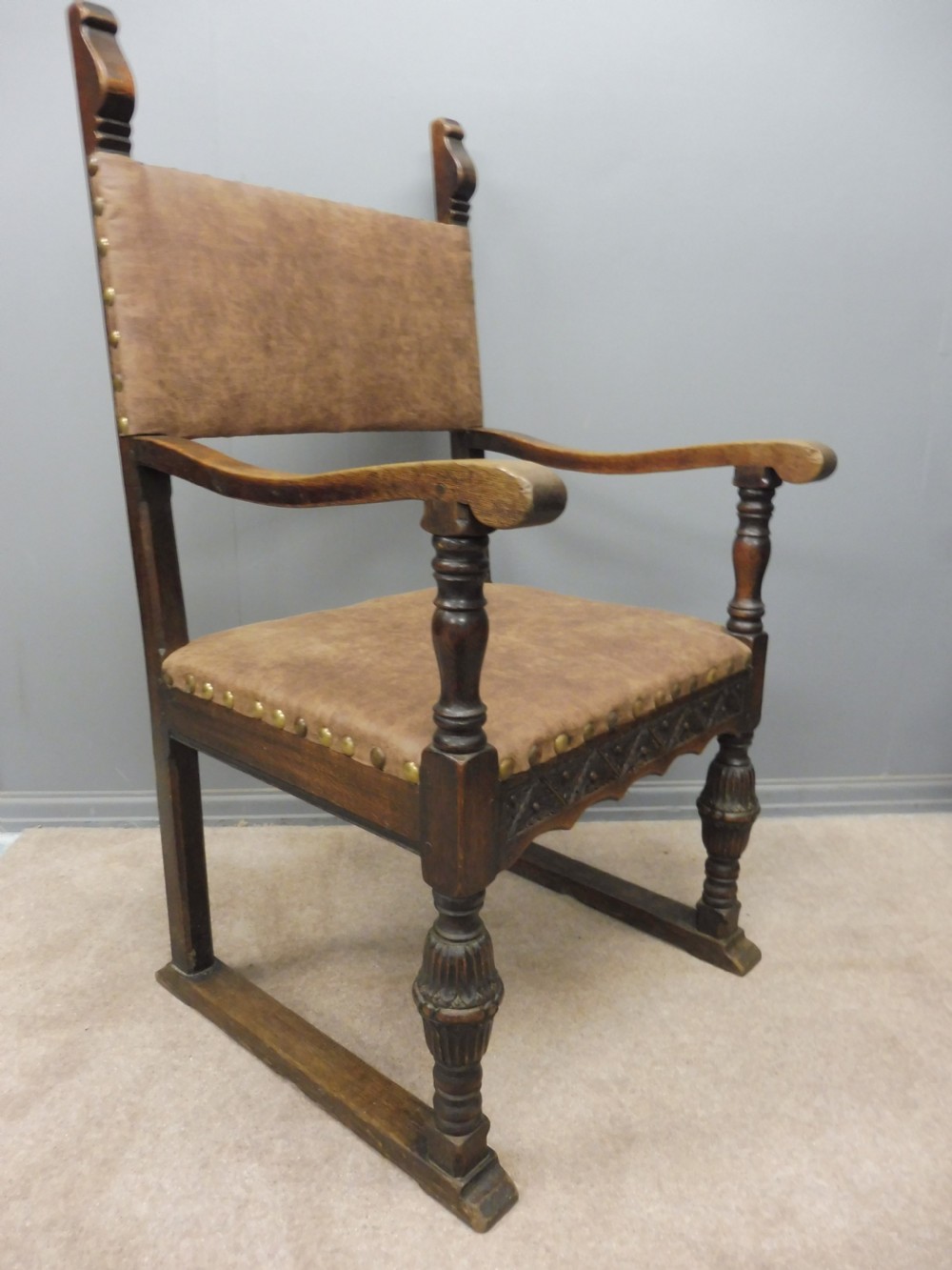 SIX  CARVED OAK BARONIAL STYLE DINING CHAIRS CIRCA 1900 View XVI